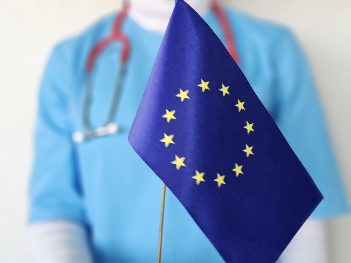 alt=médico brasileiro na europa